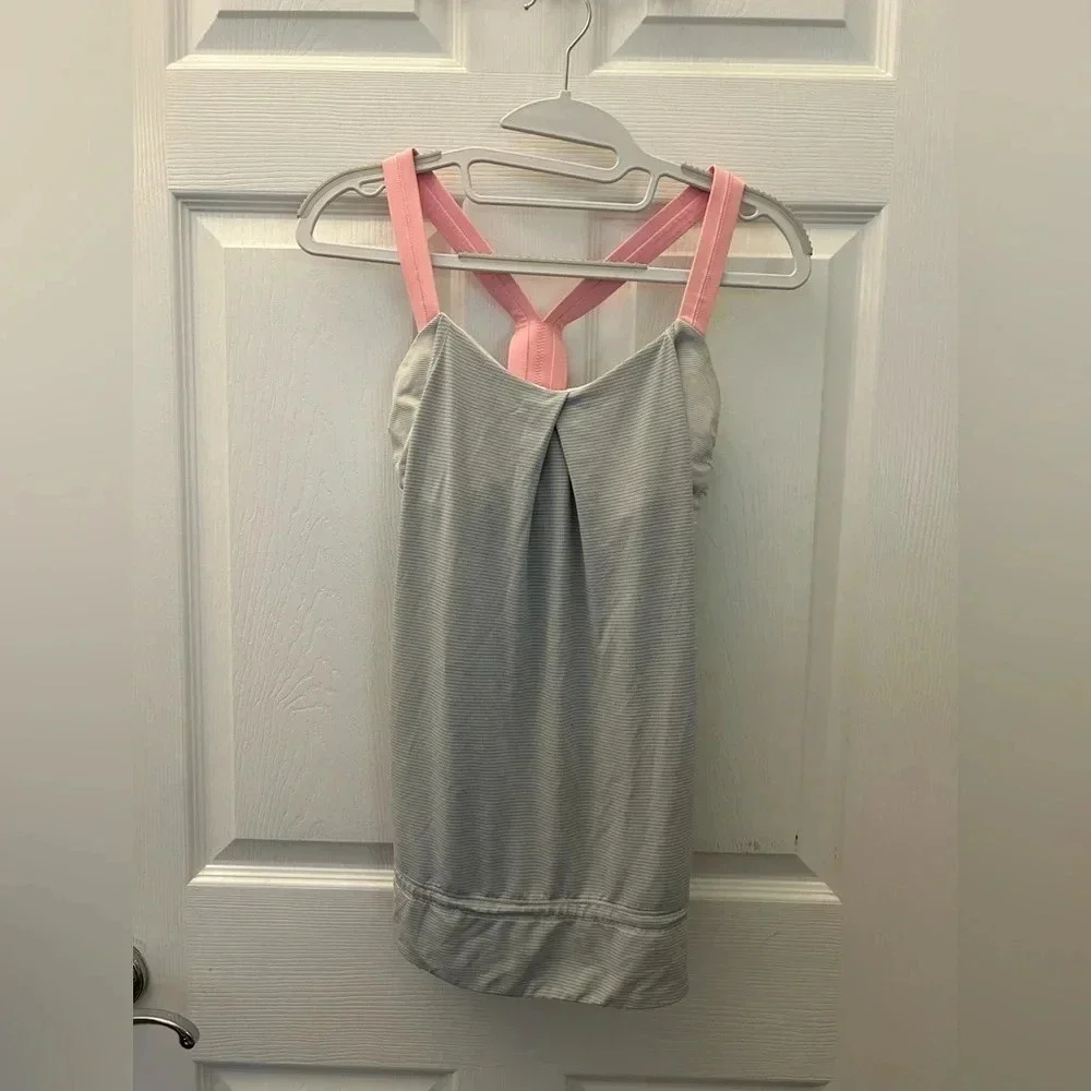! Lululemon racer back top with drawstring